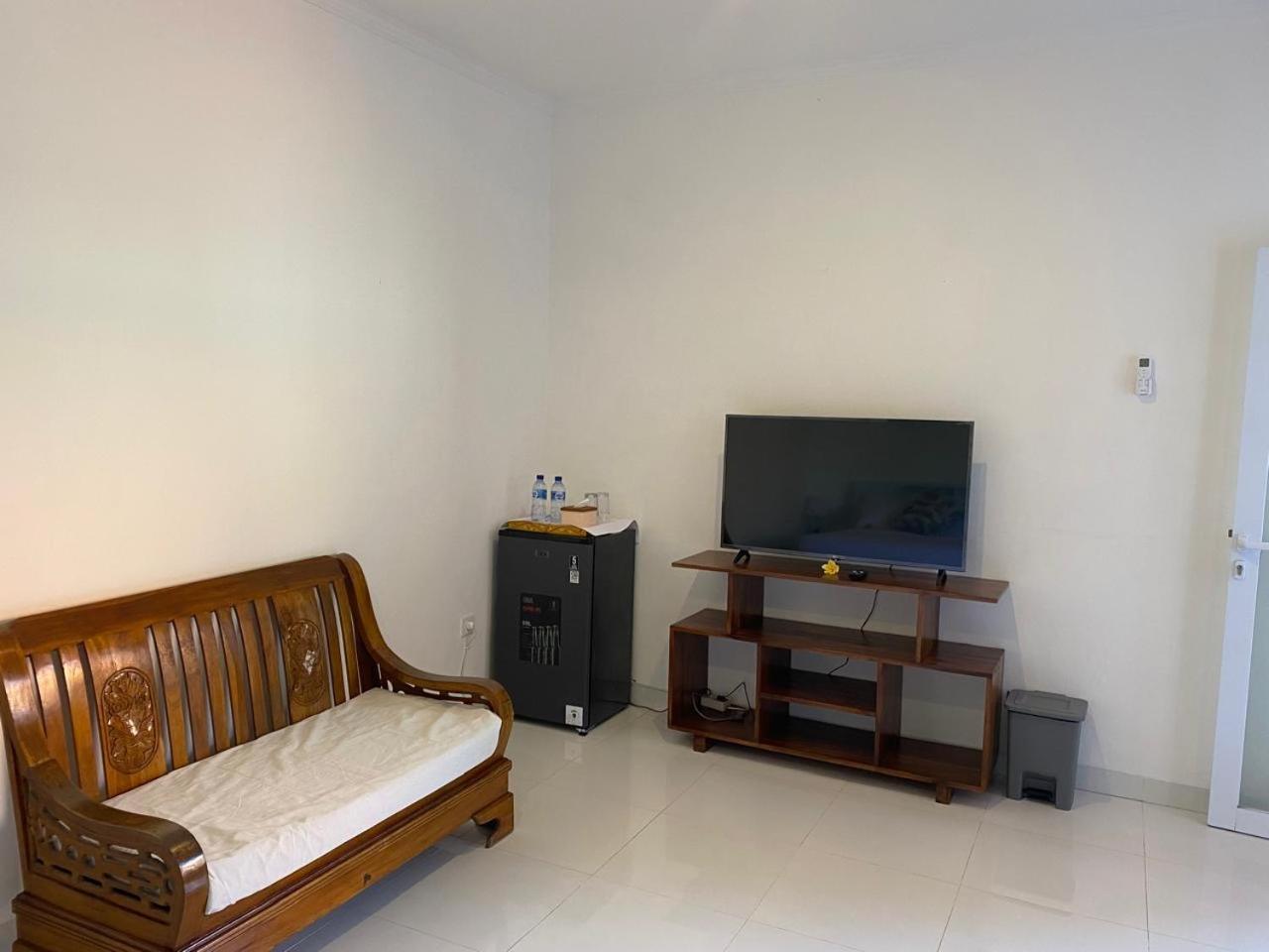 Manis Guest House 세미냑 외부 사진