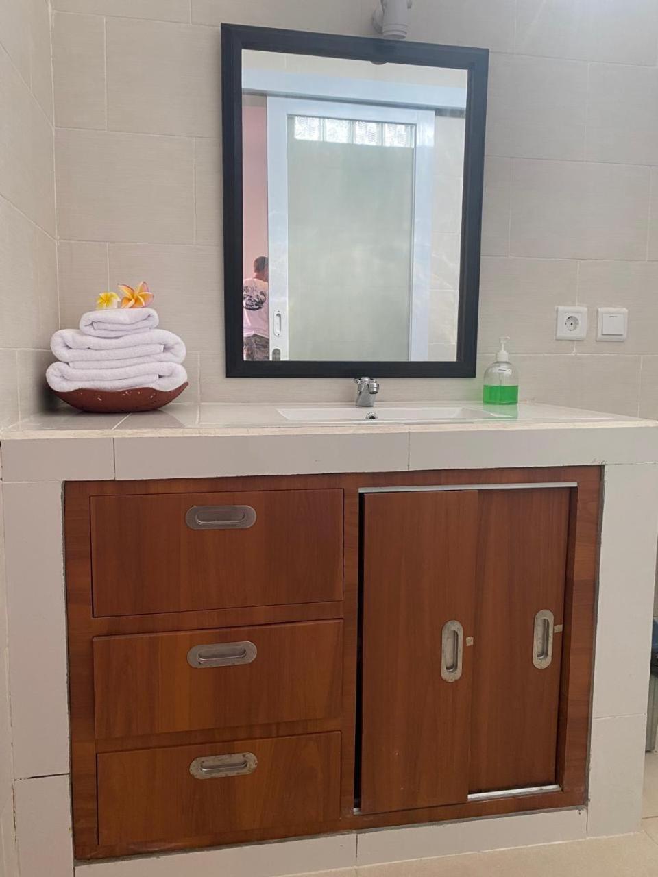 Manis Guest House 세미냑 외부 사진