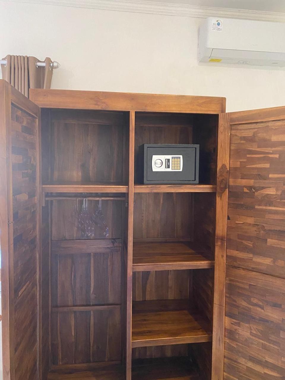 Manis Guest House 세미냑 외부 사진